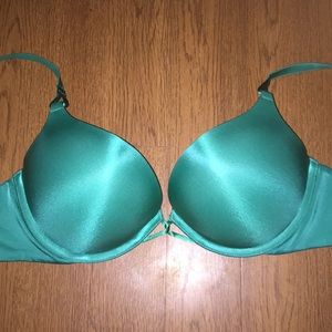 Victoria’s secret bombshell bra, size 36 b